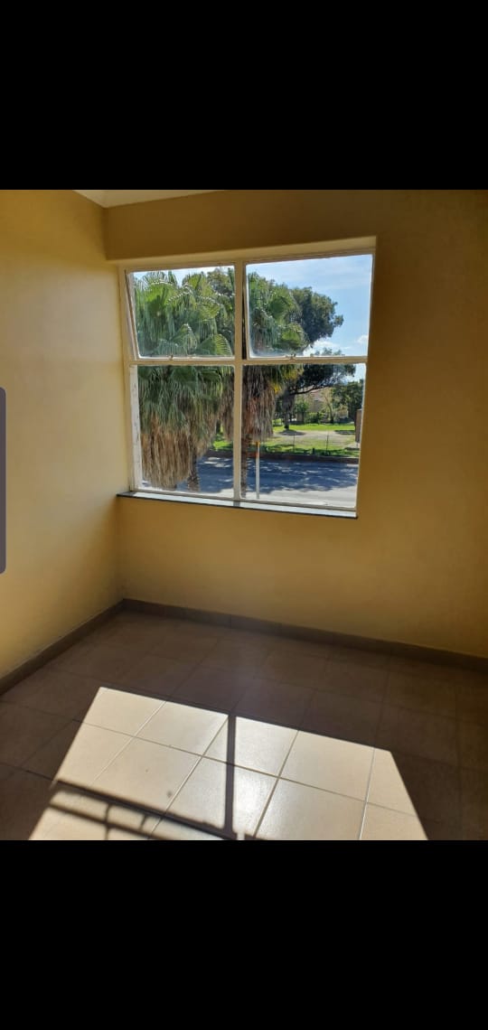 To Let 2 Bedroom Property for Rent in Elsies River Western Cape